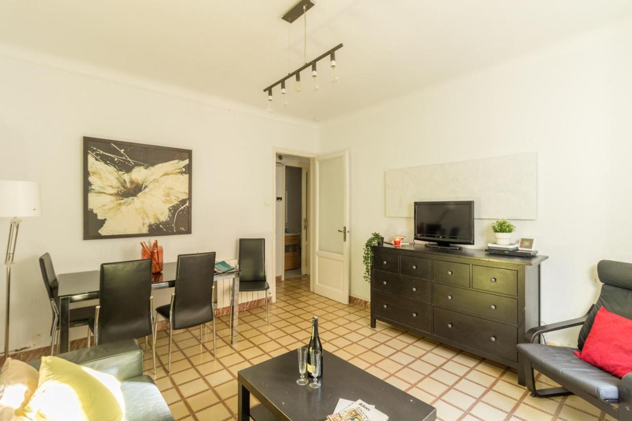 Rentbcn City Center Apartment Barcelona Exteriör bild